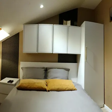 Apartmán Duplex - Jardin - Tramway - Hopitaux - Tv - Wifi *