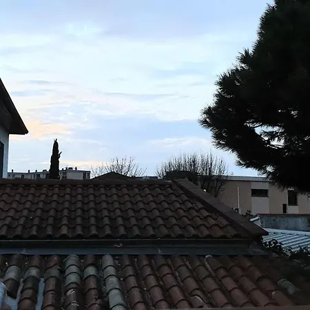 Duplex - Jardin - Tramway - Hopitaux - Tv - Wifi *